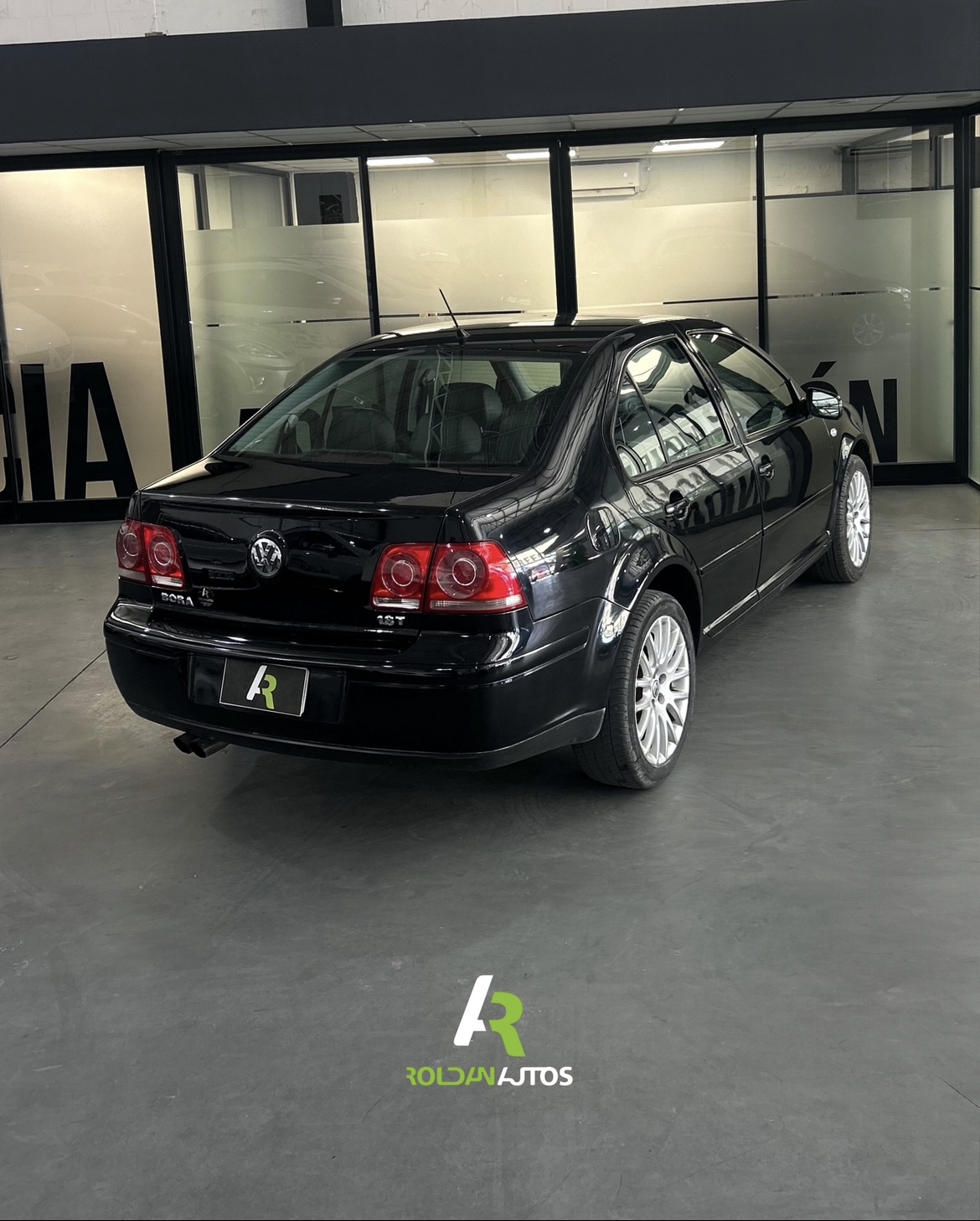 VOLKSWAGEN BORA 1.8 T.  HIGHLINE L/07 CU TIP. (2012) - LLE893 #2