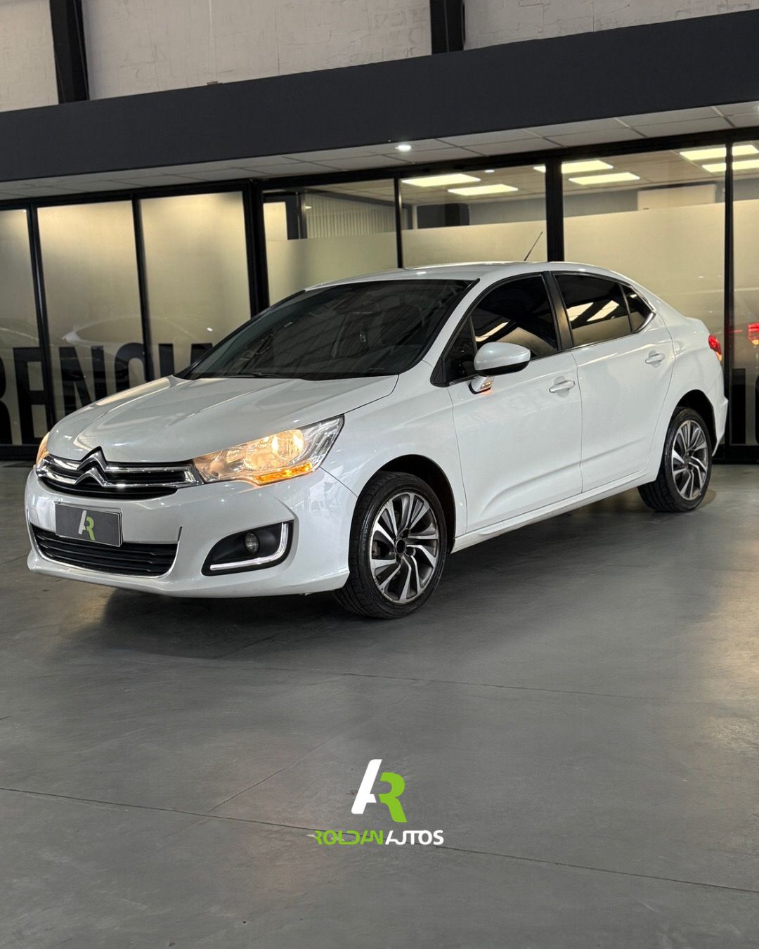 CITROEN C4 1. 6 LOUNGE THP FEEL (2017) - AB409NK #2