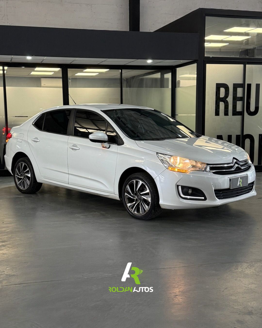 CITROEN C4 1. 6 LOUNGE THP FEEL (2017) - AB409NK