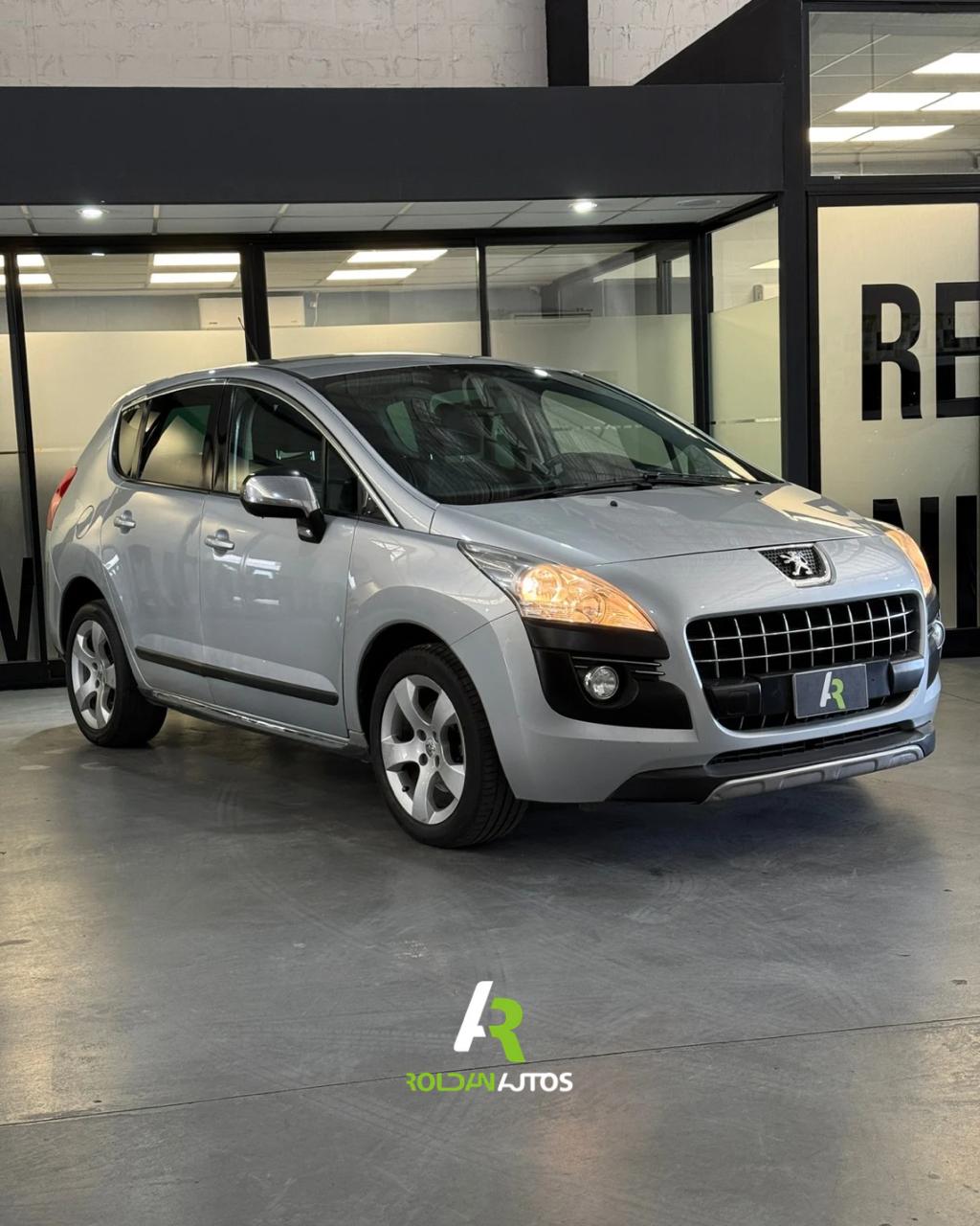PEUGEOT 3008 1.6 Allure Tiptronic
